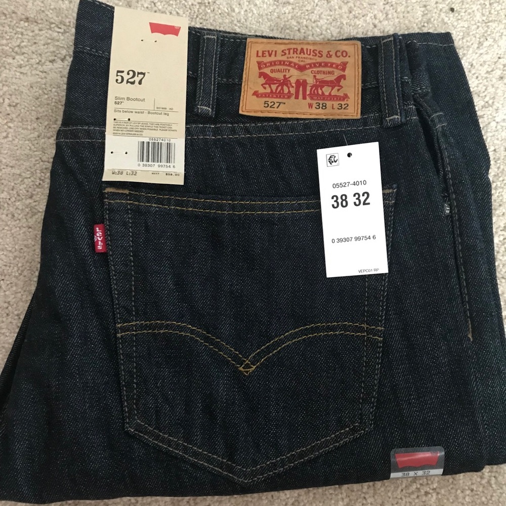 Men’s Levi jeans 38x32